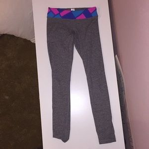 Skin tight Ivivva grey yoga pants